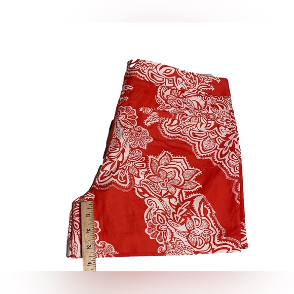 NWT BEAUTIFUL BRIGHT CORAL SHORTS SIZE 10 - Picture 5 of 5
